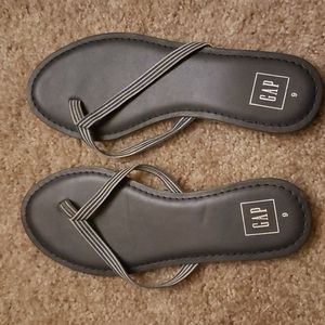 Gap sandals